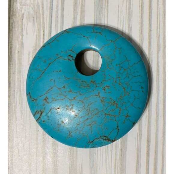 Round Turquoise-Style Howlite Stone Pendant 1.75" For Jewelry Making & Crafting - Picture 1 of 4